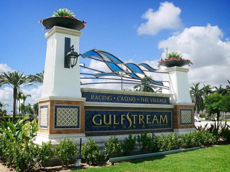 Private Hallandale Beach Studio Wbath Walking Distance To The Beach Pool Free Parking Εξωτερικό φωτογραφία